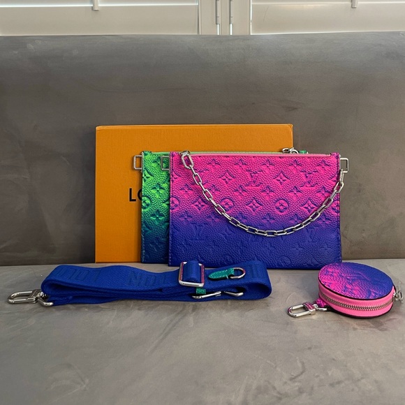 NWT Louis Vuitton Trio Pouch Taurillon Illusion Blue/Pink - Picture 5 of 11